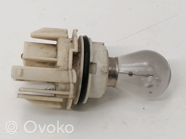 Volvo 760 Żarówka do lampy przedniej F735T2