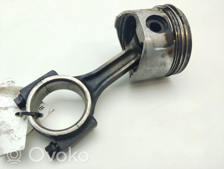 Microcar M.GO Piston avec bielle E68ML