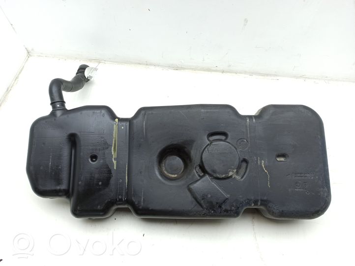 Mercedes-Benz Vito Viano W447 Serbatoio del carburante 4474700401