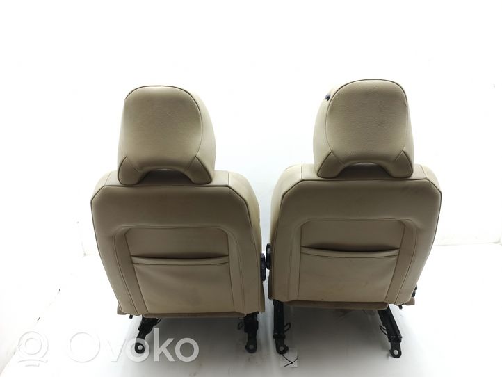 Volvo S60 Juego del asiento 8619609