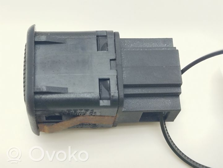 Audi A8 S8 D2 4D Alarm switch 03000301