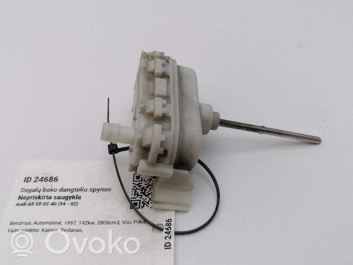 Audi A8 S8 D2 4D Motorino del tappo del serbatoio del carburante 4D0862153