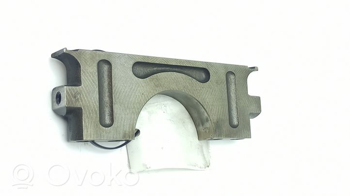 Peugeot 607 Support de vilebrequin 3226