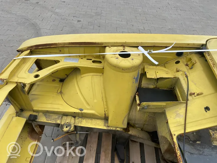 Volkswagen K70 Front bodywork piece 