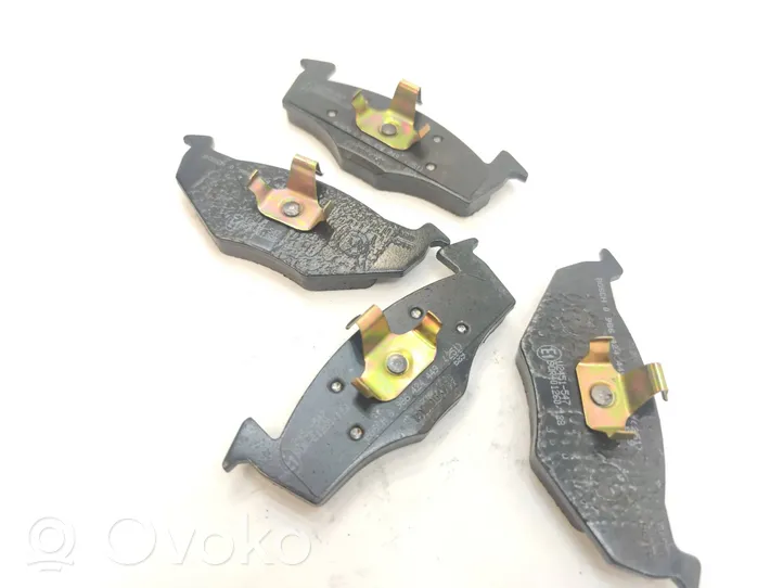 Volkswagen Vento Brake pads (front) 0986424449