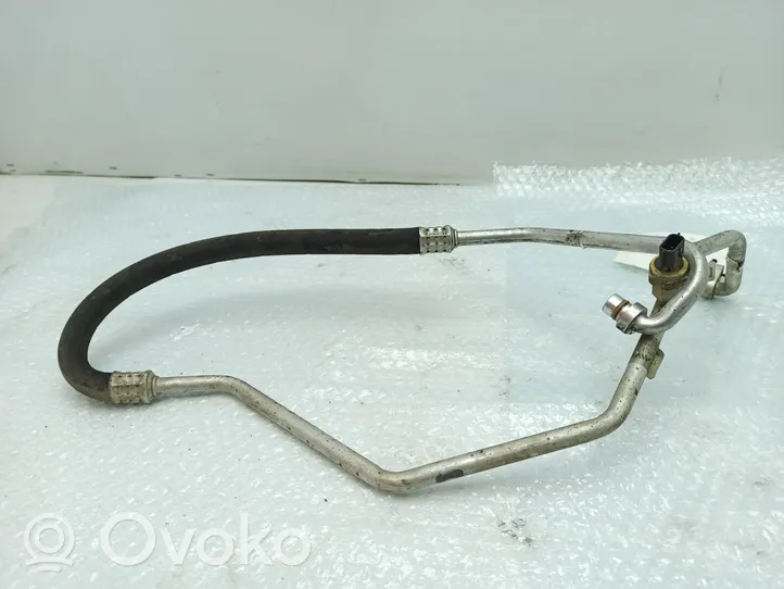 Renault Master III Air conditioning (A/C) pipe/hose 924908794R