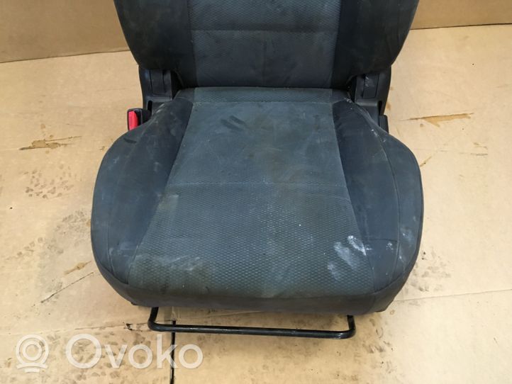 Mitsubishi Pajero Front driver seat 