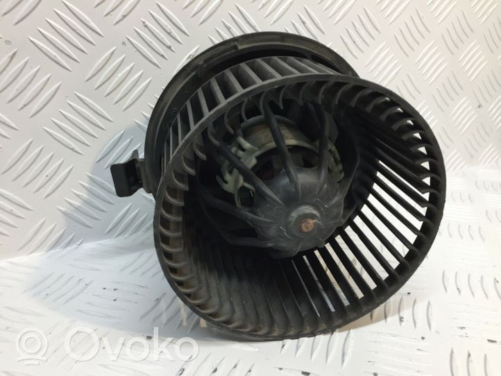 Renault Megane II Heater fan/blower GMVB84CAMAN