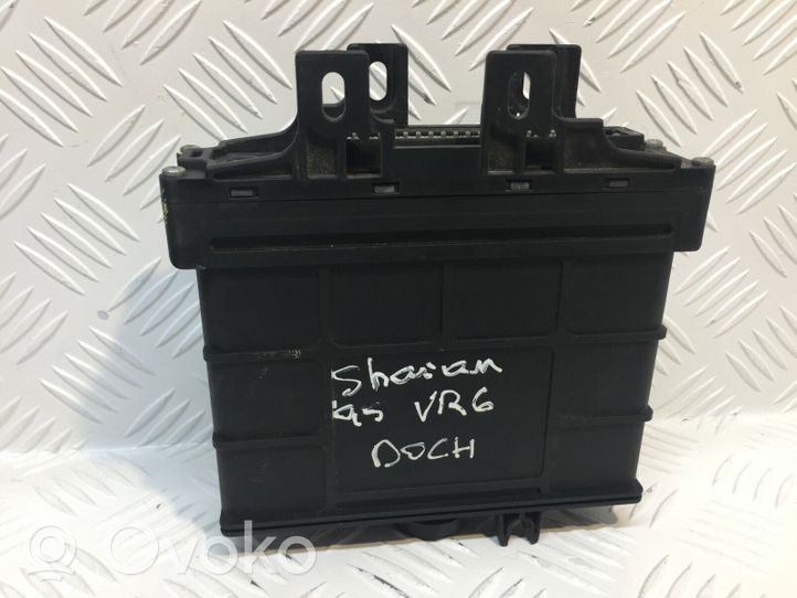 Volkswagen Sharan Module de contrôle de boîte de vitesses ECU 099927733E