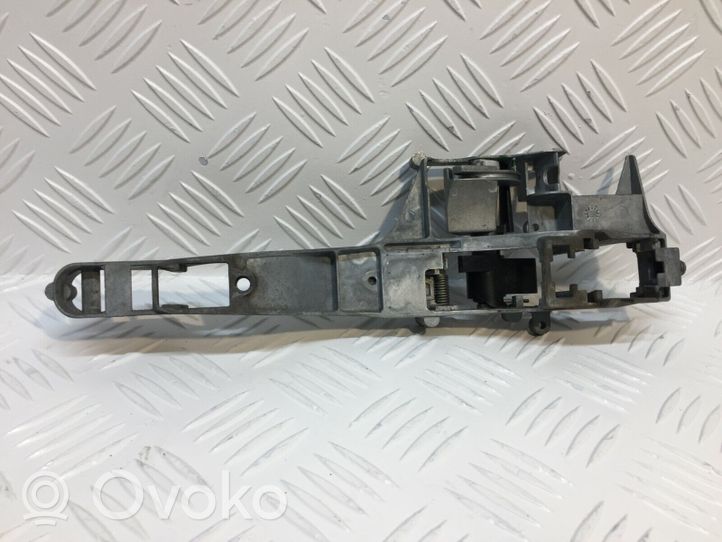 Citroen C5 Takaoven ulkokahvan kehys 9680168680