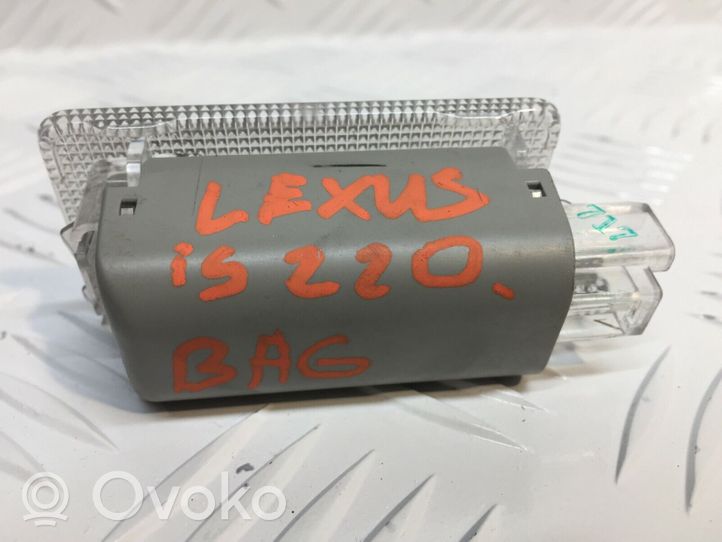 Lexus IS 220D-250-350 Inne oświetlenie wnętrza kabiny 