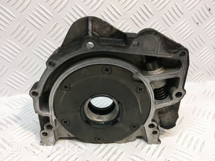 Volkswagen Crafter Oil pump 074115109C