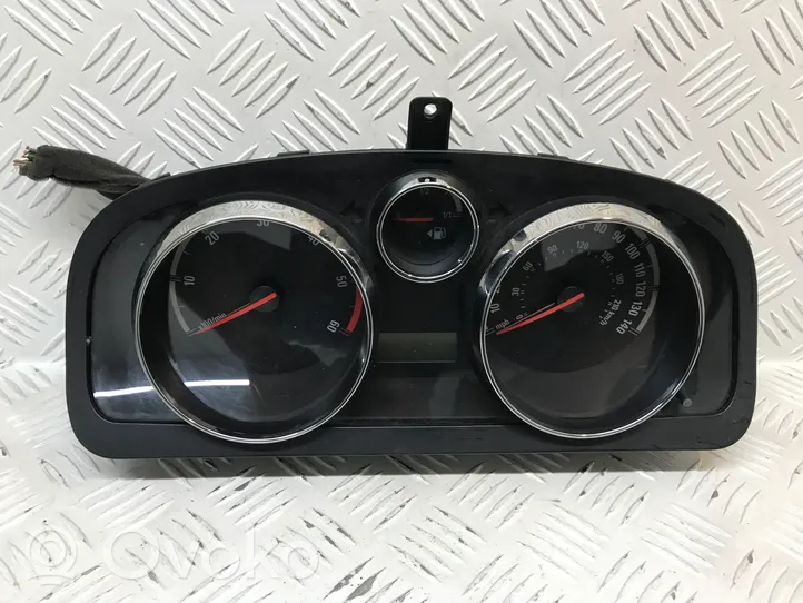 Opel Antara Speedometer (instrument cluster) 96858465