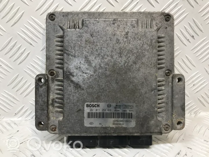 Renault Master II Sterownik / Moduł ECU 8200236624