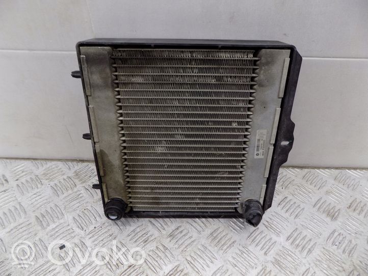 BMW M3 F80 Dzesēšanas šķidruma radiators 7806190