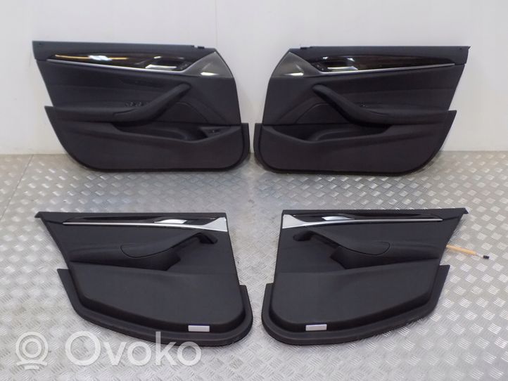 BMW 5 G30 G31 Set interni 7476822