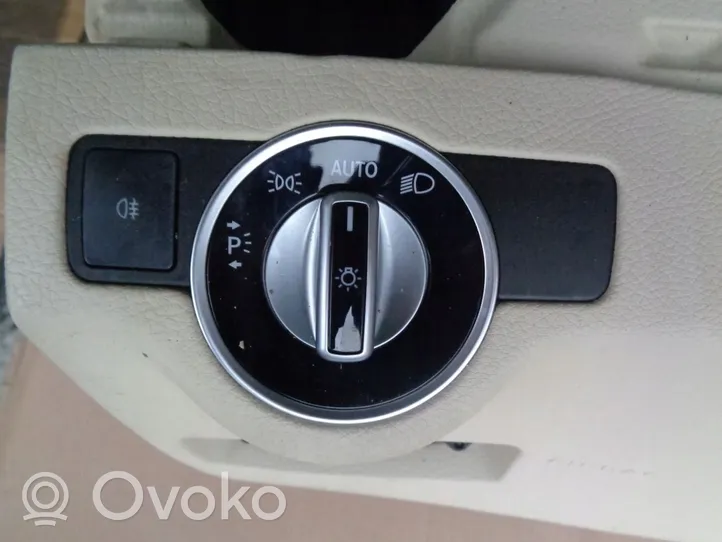 Mercedes-Benz GLK (X204) Przełącznik świateł 