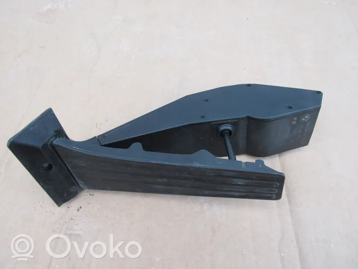 BMW M5 Accelerator throttle pedal 6766930