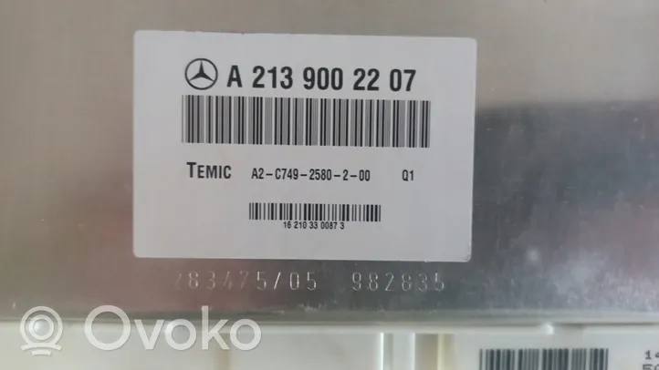 Mercedes-Benz E W213 Sterownik / Moduł zawieszenia pneumatycznego A2139002207