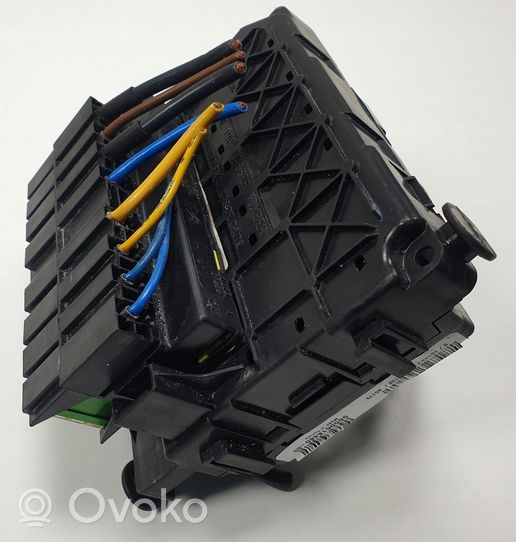 Peugeot 1007 Module de fusibles 9650618480