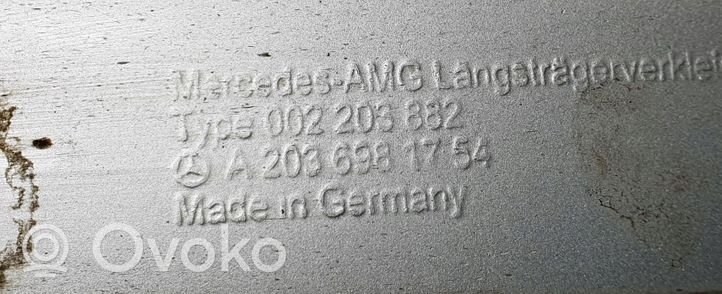 Mercedes-Benz C AMG W203 Marche-pieds A2036981754