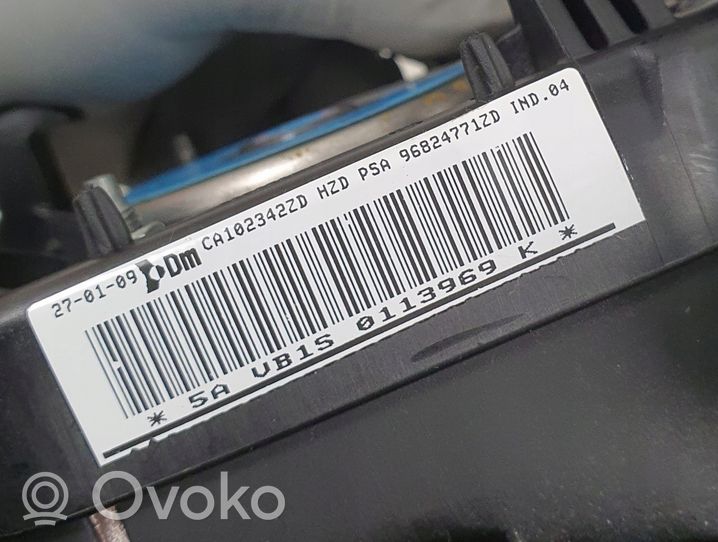 Citroen C5 Oro pagalvių komplektas su panele 96821775ZD