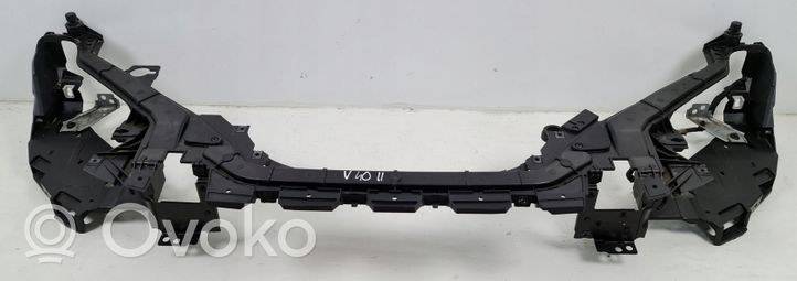 Volvo V40 Jäähdyttimen kehyksen suojapaneeli 31385913