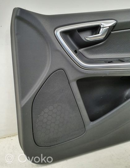 Volvo V60 Rivestimento del pannello della portiera anteriore 