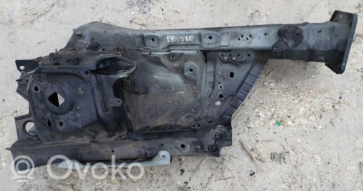 Volvo V60 Ćwiartka przednia 