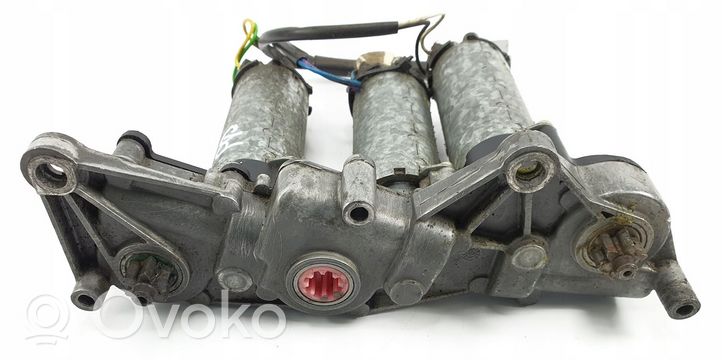 Volvo S70  V70  V70 XC Moteur de réglage de siège 0130002443