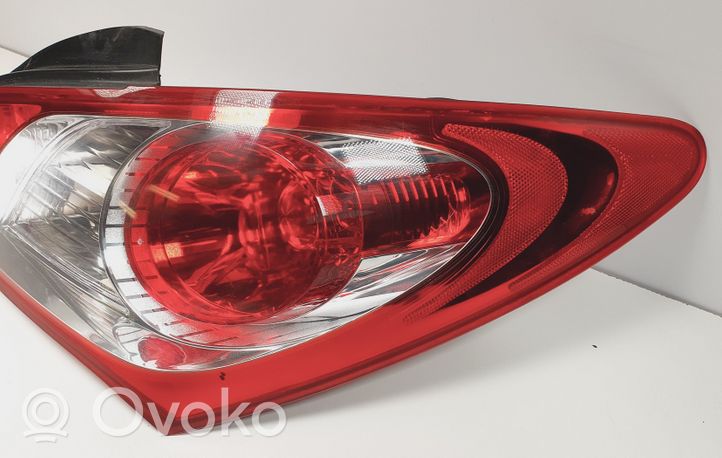 Hyundai Genesis Rear bumper light 