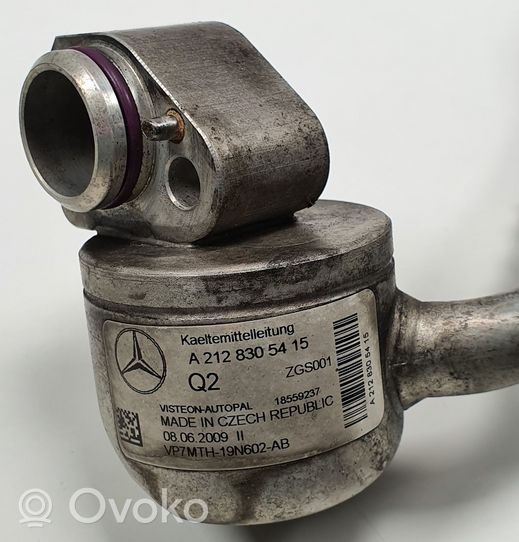 Mercedes-Benz E W212 Air conditioning (A/C) pipe/hose A2128305415