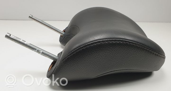 Volvo XC90 Front seat headrest 