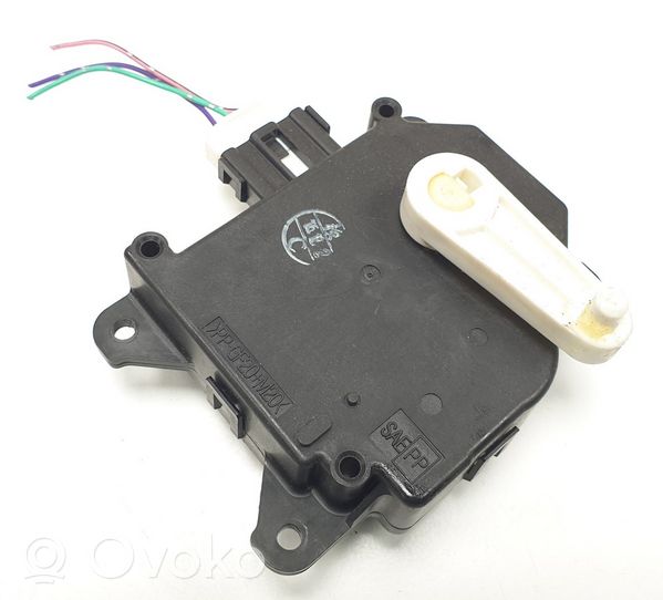 Mazda 5 Motorino attuatore ricircolo aria dell’A/C 861000-0990