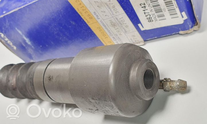 Volvo V70 Clutch slave cylinder 8637142 9181017