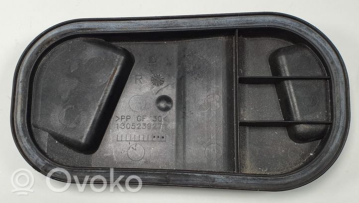 Volvo C70 Headlight/headlamp dust cover 1305239271