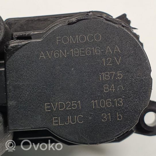 Ford Focus Oro kondicionieriaus oro srauto sklendės varikliukas AV6N-19E616-AA