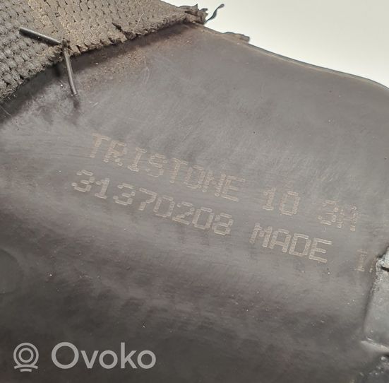 Volvo V60 Rura / Wąż dolotowy powietrza turbiny 31370208