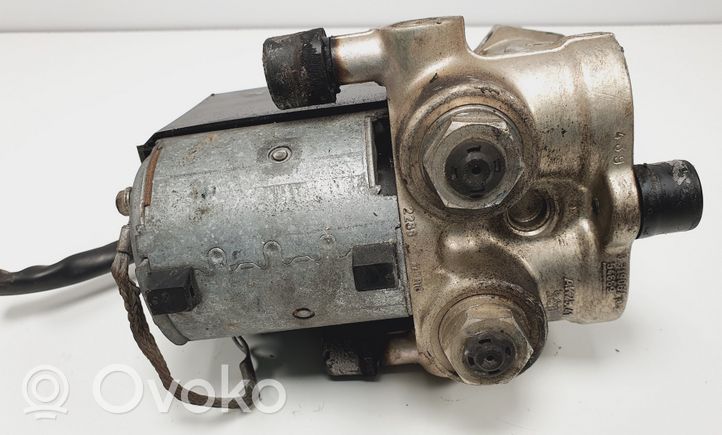 Mercedes-Benz 190 W201 ABS Pump 0265200043