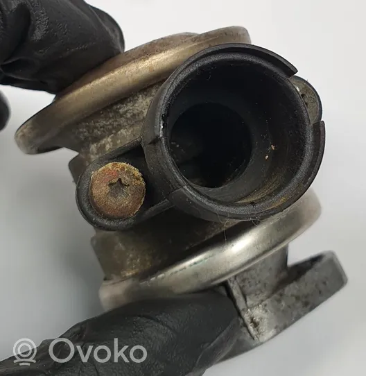 Audi TT Mk1 Zawór EGR 06A131102A