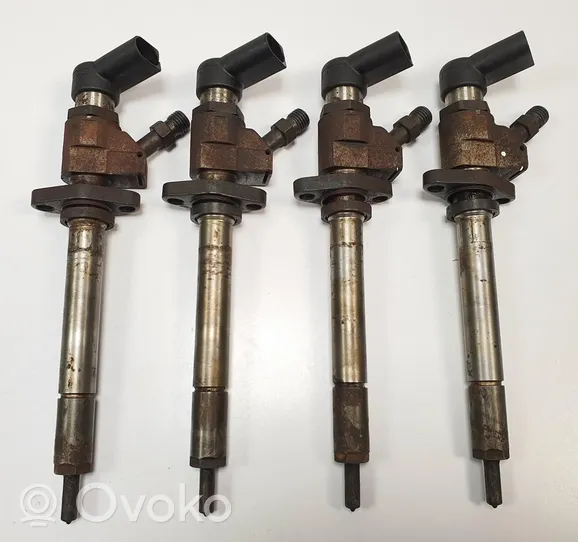 Volvo V50 Fuel injector 9657144580