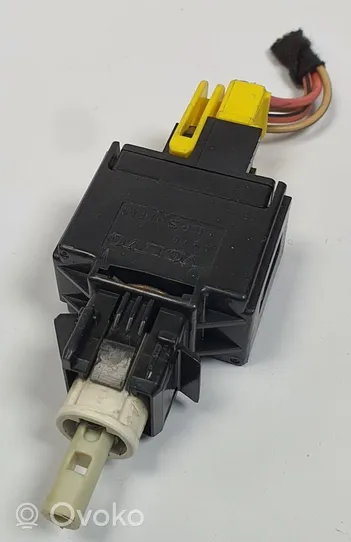 Volvo S40, V40 Brake pedal sensor switch 9128577