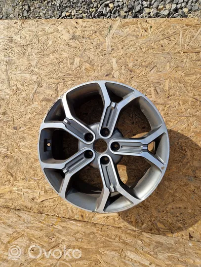 KIA Xceed R18 alloy rim 