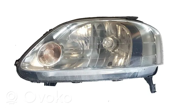 Volkswagen Fox Lampa przednia 5Z4944009C