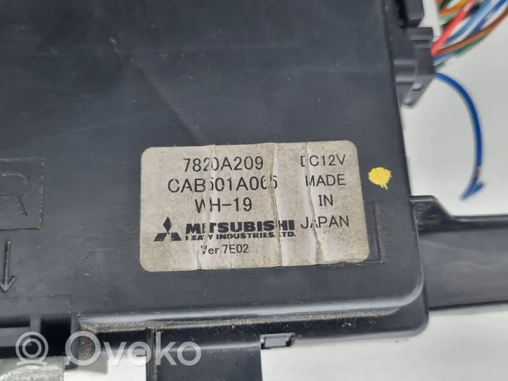 Mitsubishi Lancer X Kondicionieriaus valdymo blokas CAB101A065