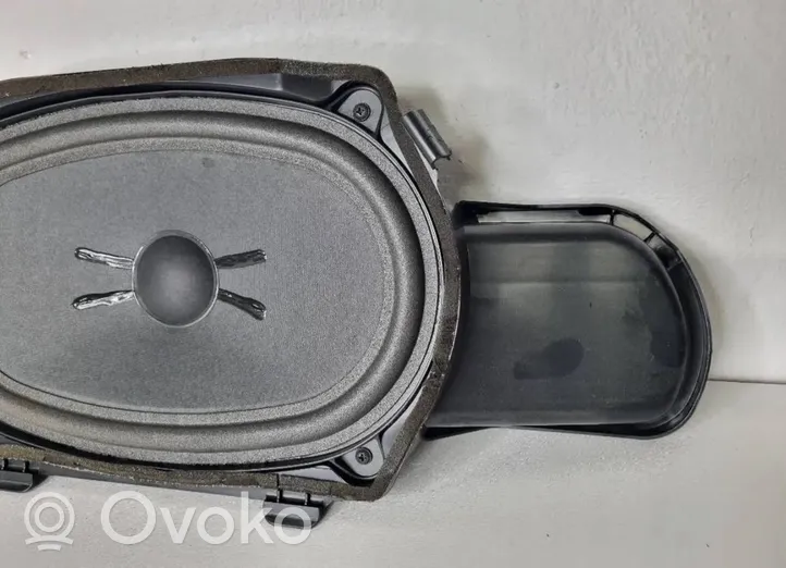 Mercedes-Benz S W221 Enceinte subwoofer 7297241025