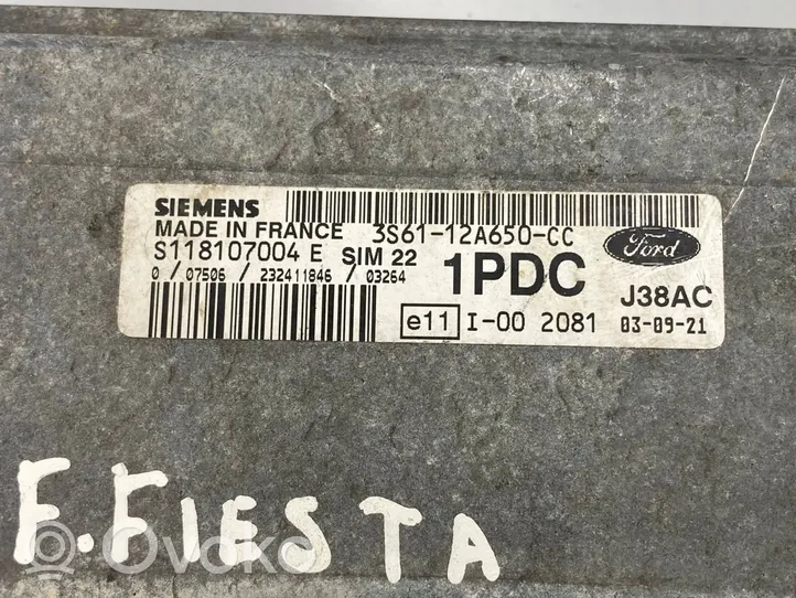 Ford Fiesta Sterownik / Moduł ECU S118107004E