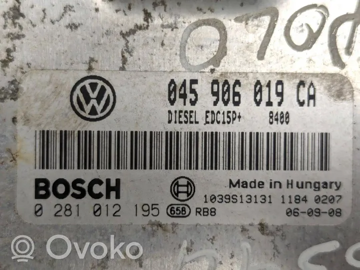 Volkswagen Polo IV 9N3 Moottorinohjausyksikön sarja ja lukkosarja 0281012195