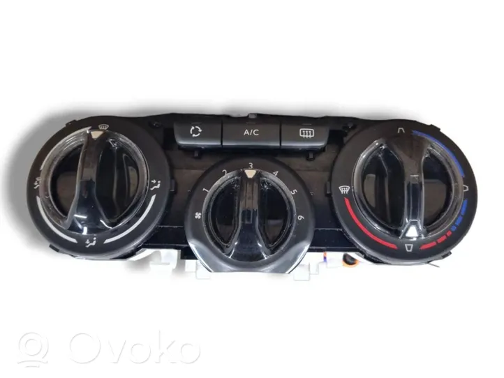 Peugeot 208 Climate control unit 