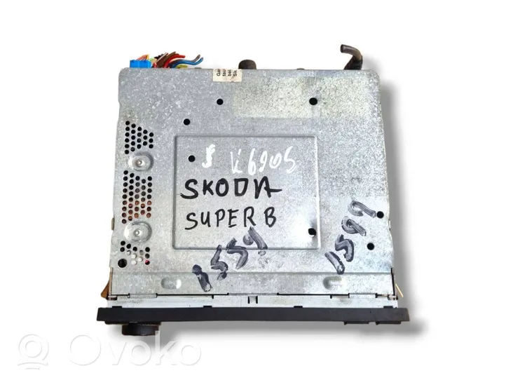 Skoda Superb B5 (3U) Radio/CD/DVD/GPS-pääyksikkö 